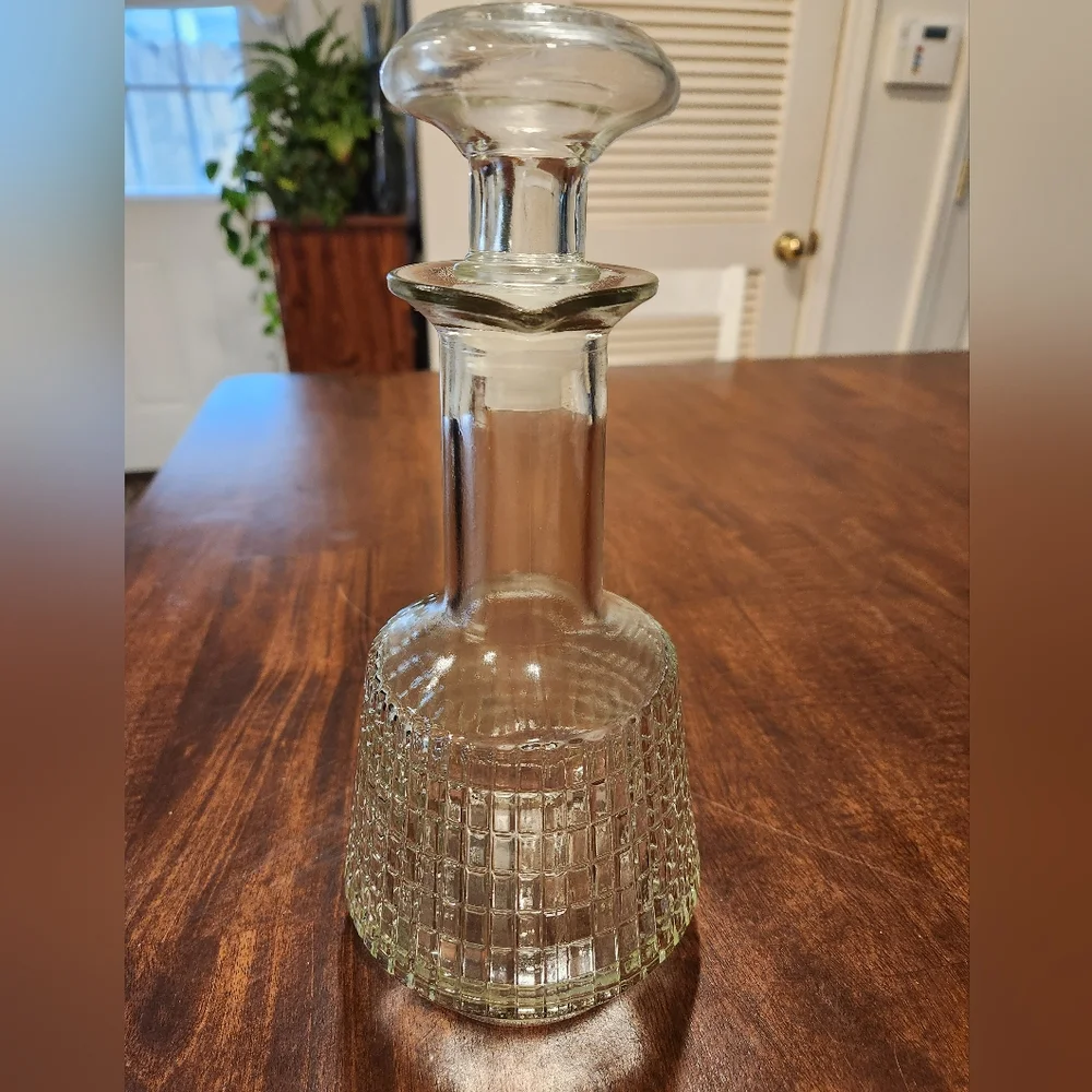 Vintage 80's Barton Canadian Whiskey Liquor Decanter